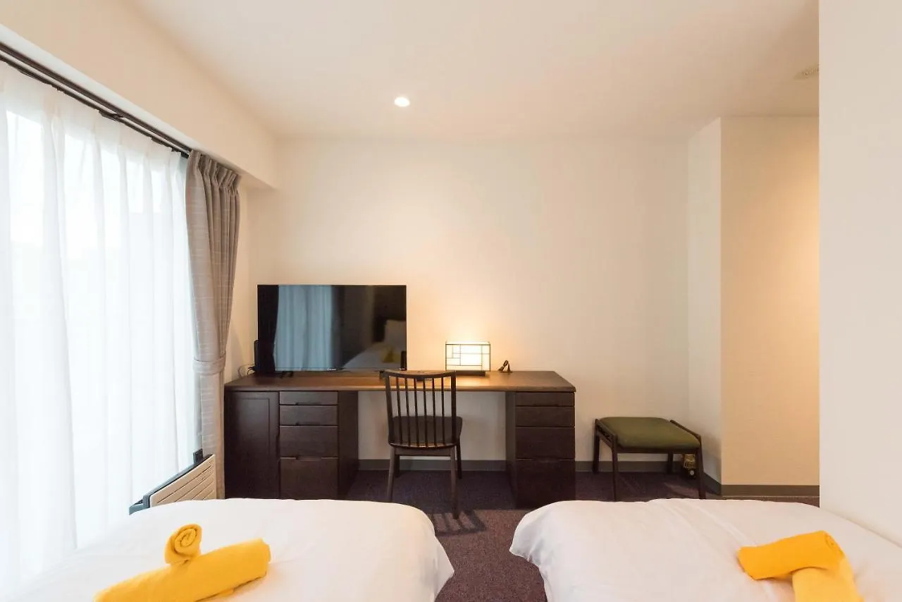 Serorin Light Hotel Tokyo 2*,