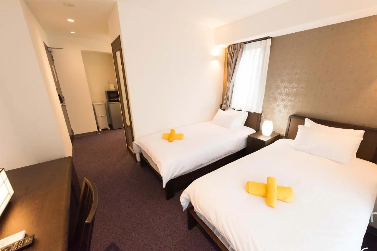 Serorin Light Hotel Tokyo 2*,